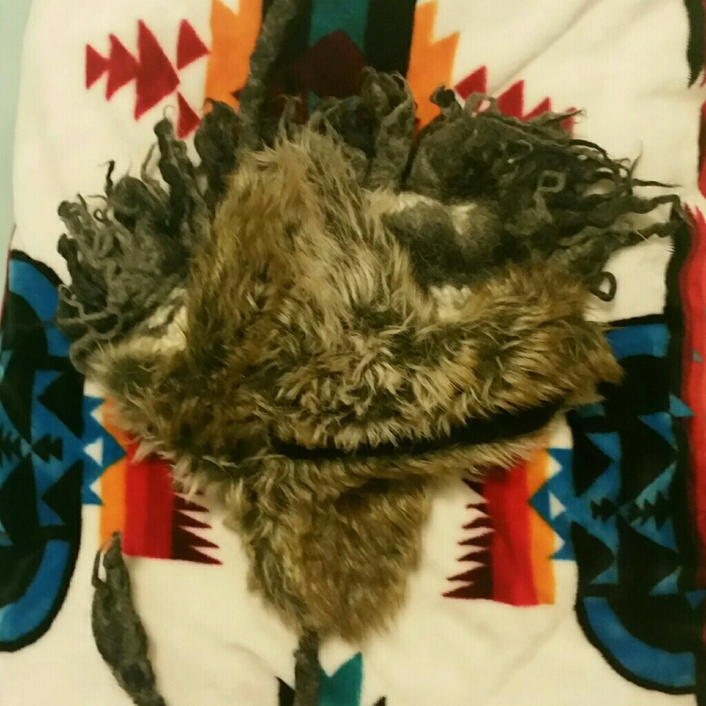 Trapper Hat - Picture 2 of 3